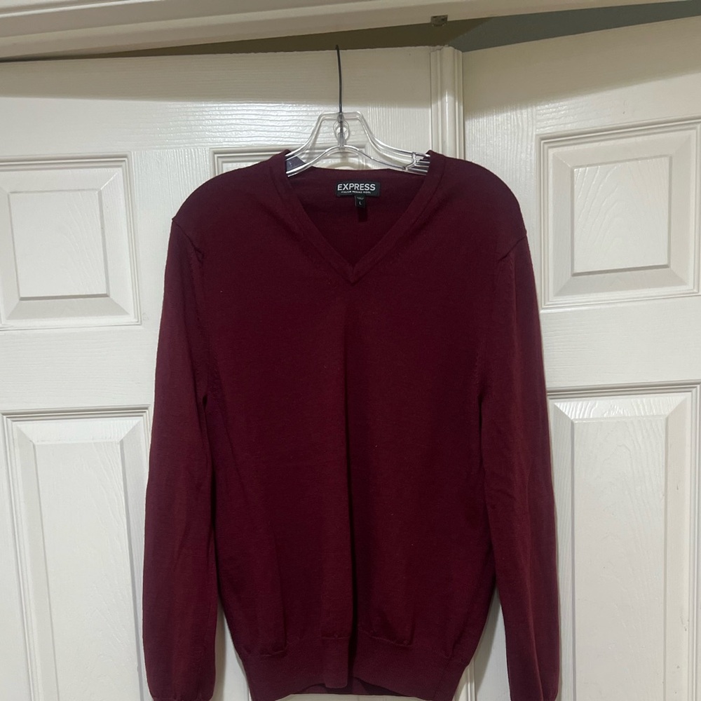 Express‎ Men Large Burgundy Italian Merino Wool VNeck Business Casual Sweater